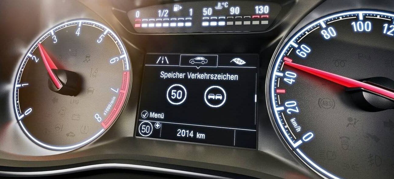 efectos nocivos de conducir a bajas revoluciones manten tu motor en forma